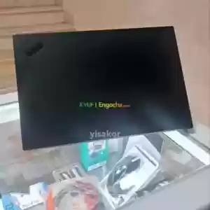  Brand New Lenovo Touch screen Thinkpad X1 carbon Core i7Special Features       4K  Scree in Ethiopia