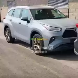 2024 Toyota Highlander Make: Toyota Model: HighlanderGeneration: 4thTrim: G.LYear: 2024Bo Price in Ethiopia