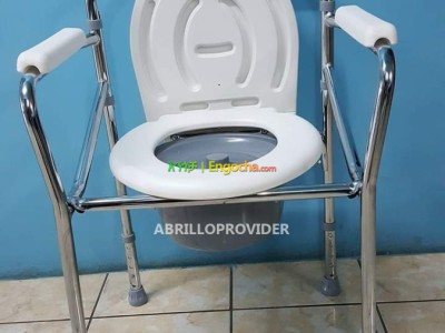 2IN 1 Commode Chair