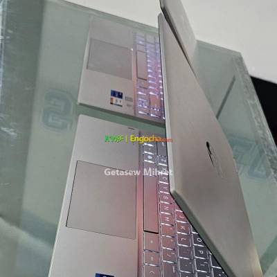 Acer Predator Helios 300 Core i9 11th generation 11th Gen Intel(R) Core(TM) Core i9️512GB