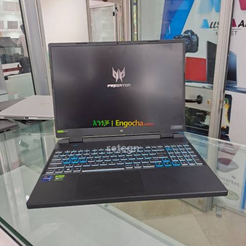 Acer predator Helios 300 GAMING LAPTOP Intel core i9-13900HX13th Generation