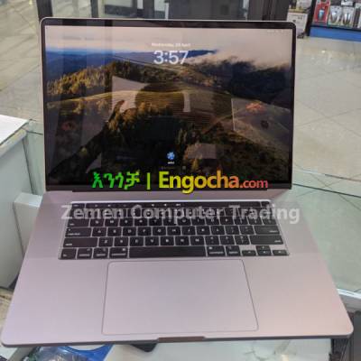 Apple Makbook Pro Core i7 Laptop