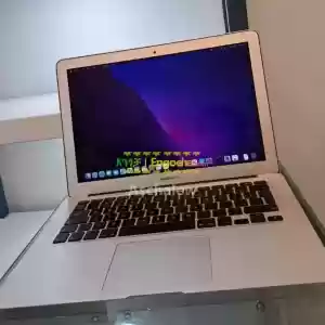 Apple macbook air 2013 product year 512gb ssd and 16gb ram Intel core i7 13.3 inch screen Price in Ethiopia