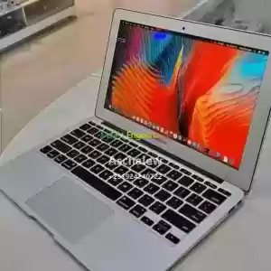 Apple macbook air Product year 2015         Core i5️ 128ssd  storage 4gb.  Memory 14.1inch Price in Ethiopia