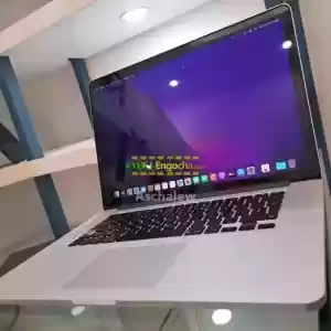 Apple macbook pro 2017 product year 256gb ssd and 8gb ram Intel core i5 13.3 inch screen  Price in Ethiopia