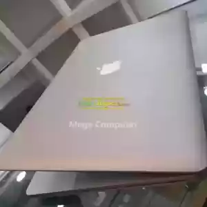 Apple macbook pro mid 2010 in Ethiopia