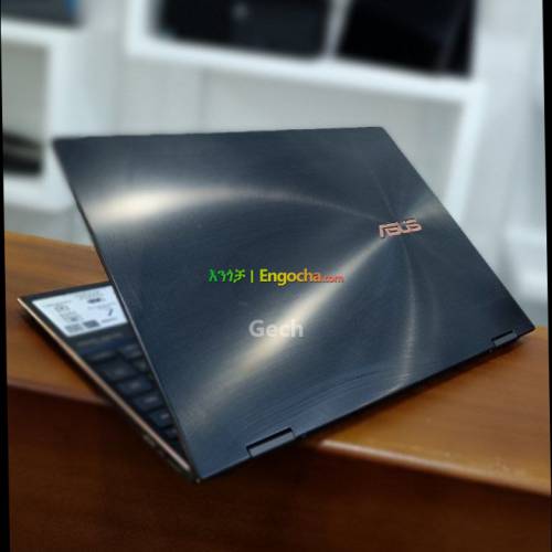 Asus ZenBook Flip S x360 touchscreen4 Cores& 8Logical Processors(@2.8ghz) INTEL CORE i7-1