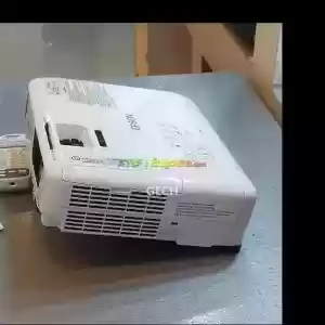 BRAND NEW EPSON EB X31 PROJECTOR Price in Ethiopia