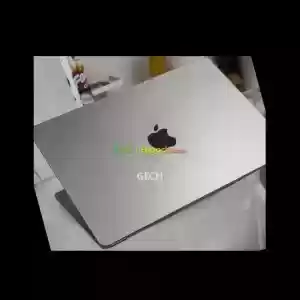 BRAND NEW MACBOOK AIR M2 (2022) in Ethiopia