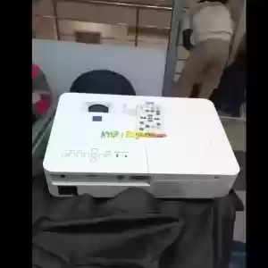 BRAND NEW SONY DX 221 PROJECTOR in Ethiopia