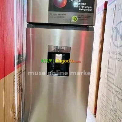 Boss 280 refrigerator with disspensser