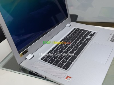 Brand New Acer chromebook Laptop