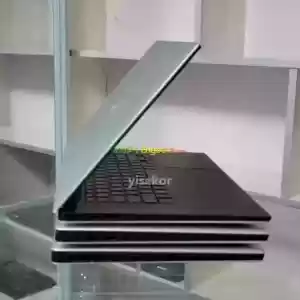 Brand New Dell Precision Core i7 9TH10th generation 32 gb ram512 gb  ssd Graphics Quadro  in Ethiopia