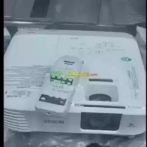 Brand New EPSON Projector Has bag &remote Model name:  EB-x39Hardware interface: VGA, USB Price in Ethiopia