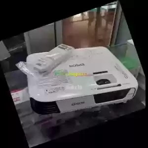 Brand New EPSON Projector ️Has bag &remote Model name:  EB-x39 other also available Hardw Price in Ethiopia