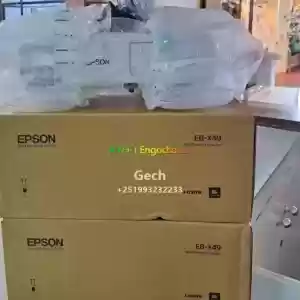 Brand New EPSON ProjectorWith manual  CD and cartoon Model name:  EB -X49Hardware interfa in Ethiopia