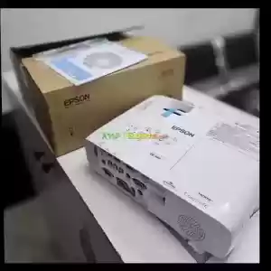 Brand New EPSON ProjectorWith manual  CD and cartoon Model name:  EB -X49Hardware interfa Price in Ethiopia