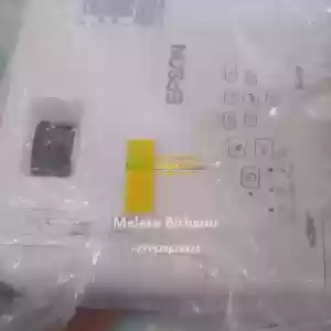 Brand New Epson EB-E01 Projector in Ethiopia