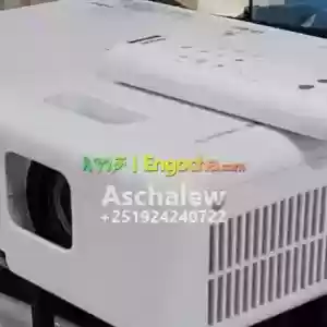 Brand New Epson Projector CO-W01With Bag and Remote Epson Projector Model name:  Price in Ethiopia
