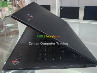 Brand New Lenovo Thinkpad X1 carbon Core i7 7th generation Laptop