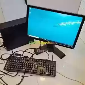 DELL desktop Desktop 3050 (with full accessories )7th generation19 inch  screen moniter C in Ethiopia