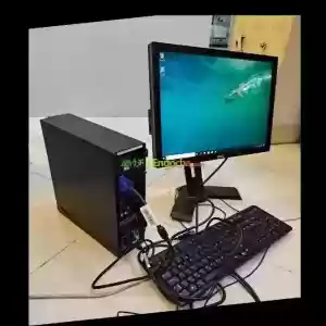 DELL desktop Desktop 3050 (with full accessories )4th generation19 inch  screen moniter C in Ethiopia