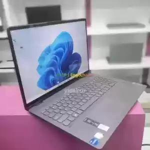 HP ELITEBOOK G5 Core i7-8th generationModel : 840 GRAPHICS: intel HD graphics Screen :14  in Ethiopia