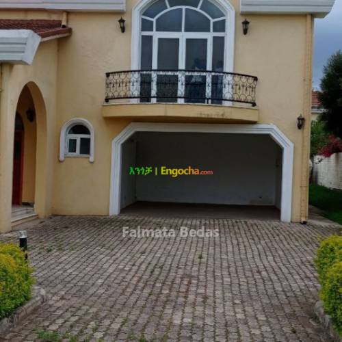 House for sale @inside CCD Compound 1000m² D-type