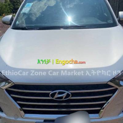 Hyundai Tucson 2020 Dubai Standard Full Optioned Super Clean and Neat car