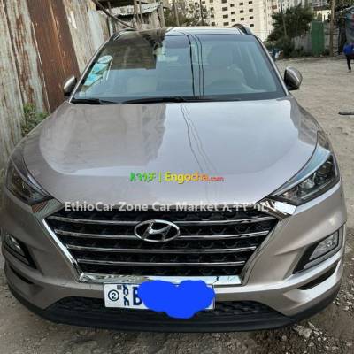 Hyundai Tucson 2020 Dubai Standard Fully Optioned Very Clean and Neat Car for Sale