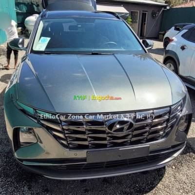 Hyundai Tucson 2021 Dubai Standard Fully Optioned Excellent and Clean Car for Sale