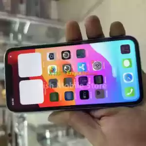 Iphone 11 128gb btry 90 face id doesn’t workk in Ethiopia