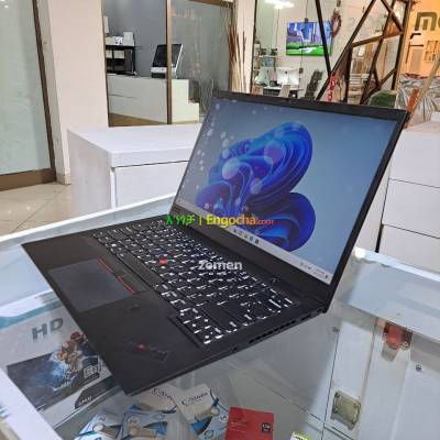 Lenevo x1 Carbon Core i7 8th generation Laptop