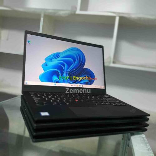 Lenovo Thinkpad X1 carbon Core i7 8th generatio Laptop