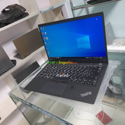 Lenovo thinkpad x1 carbon Core i7 7th gen laptop