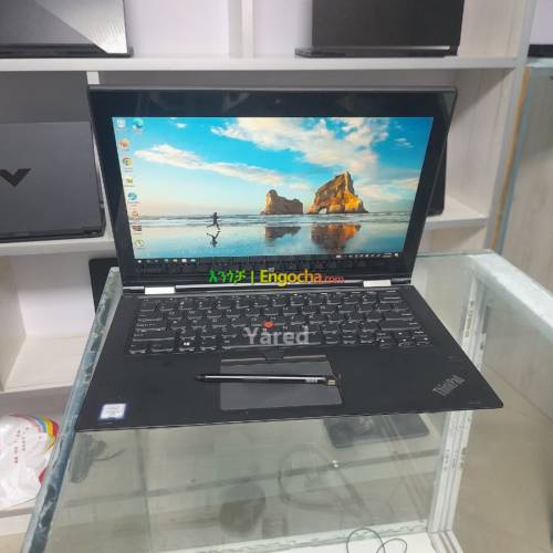 Lenovo thinkpad yoga x390 Core i5 8th gen laptop