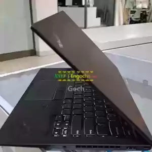 Lenovo x1 carbonTouchscreen Core i7 - 8th Generation512 GB SSD Price in Ethiopia