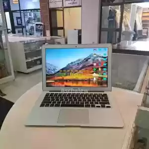 MacBook Air 2017 lateintel® Core i5 Model : air 2017Condition: Brand newGRAPHICS: intel H Price in Ethiopia