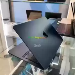 MacBook Air M2 2022New Arrival 256 gb8gb ram deep blue black cycle count 2 color Price in Ethiopia