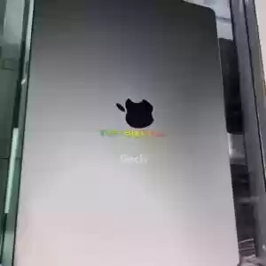 MacBook Pro 2021 M1 Max slightly used•  Apple M1 max chip with 10-core CPU, 32- core GPU, in Ethiopia