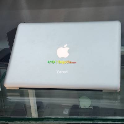 MacBook pro 2012 core i5 laptop