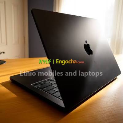 MacBook Pro M3 pro 16inch 2024 512GB ssd RAM 18GB brand new