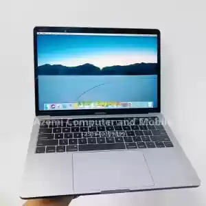 Macbook Pro 2016 Core i7 in Ethiopia