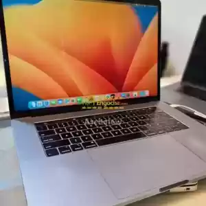 Macbook Pro 2018 i9 Laptop Intel Core i9-20181Tb SSD STORAGE32GB RAM DDR5 Memory15.6 inch in Ethiopia