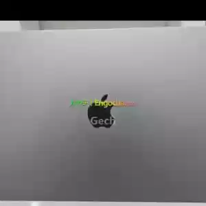 Macbook air M2 (2022)Display:Retina 2560x1664Processor:Apple M2 chip (10 cores)Graphics:A Price in Ethiopia