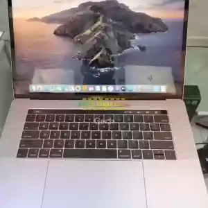 Macbook air M2 (2022)Display:Retina 2560x1664Processor:Apple M2 chip in Ethiopia