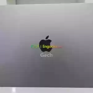 Macbook air M2 (2022)Display:Retina 2560x1664Processor:Apple M2 chip (10 cores)Graphics:A in Ethiopia