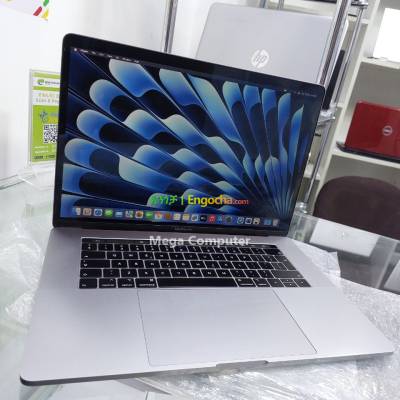 Macbook pro core i9