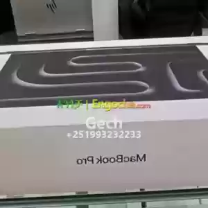 Macbook pro m4 chipeBrand new with two craton512 ssd16 in Ethiopia