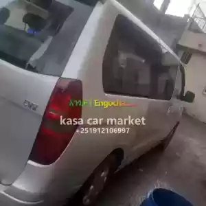Make: Hyundai Model: StarexYear: December 2007Fuel ️: DezileMileage: LodengPlate: ኮድ 2 B5 in Ethiopia